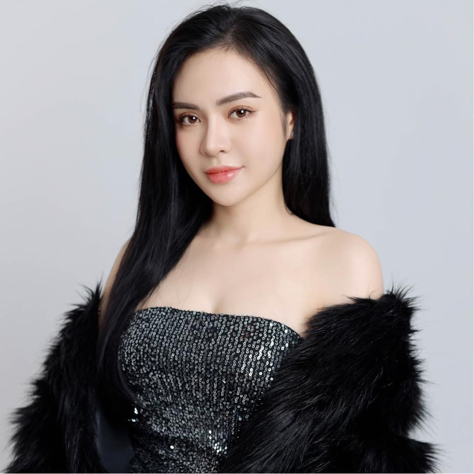 Alisa Ng - Customer Care Representative